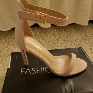 NEW Heeled Sandals